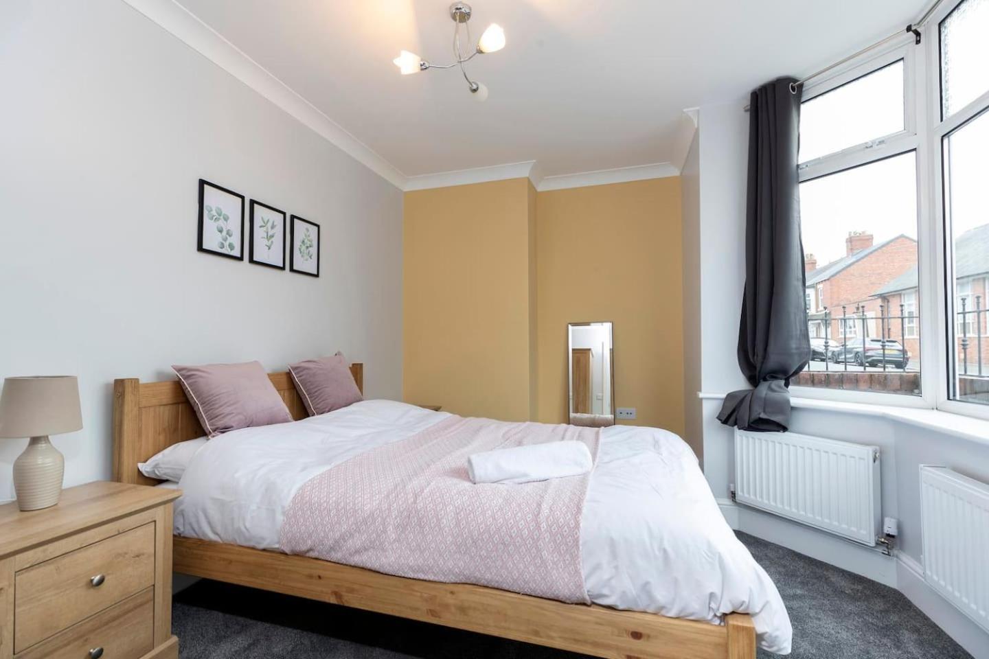 Modern 2 Bedroom Perfect For Family Friends And Workers South Shields Extérieur photo