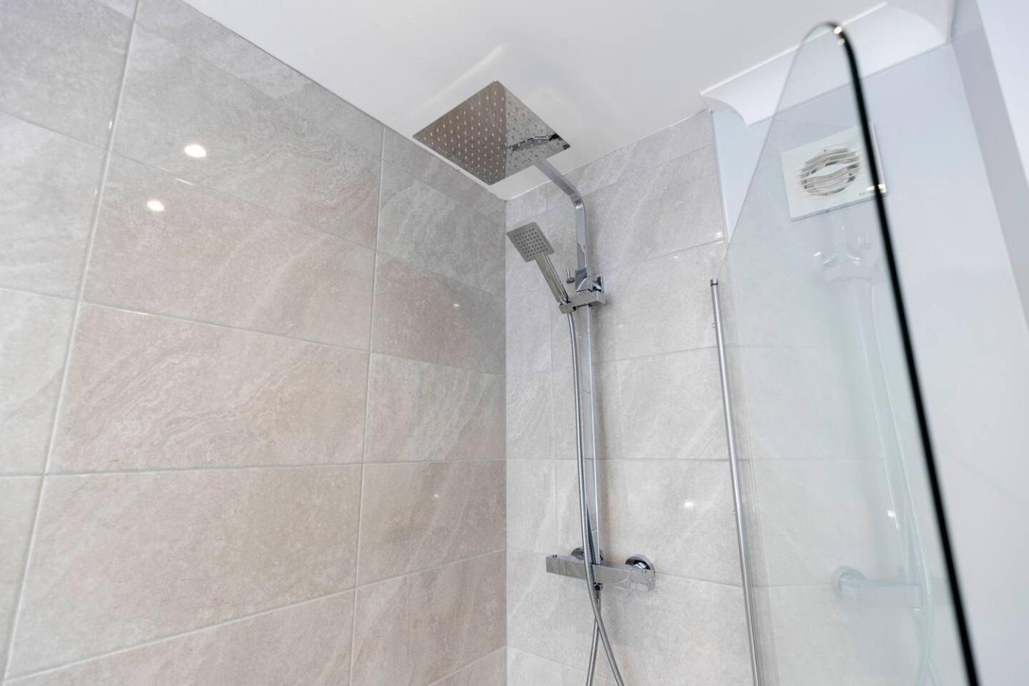 Modern 2 Bedroom Perfect For Family Friends And Workers South Shields Extérieur photo